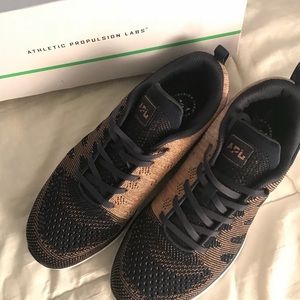 NWT APL Techloom Pro Sneakers. Size 10.5
